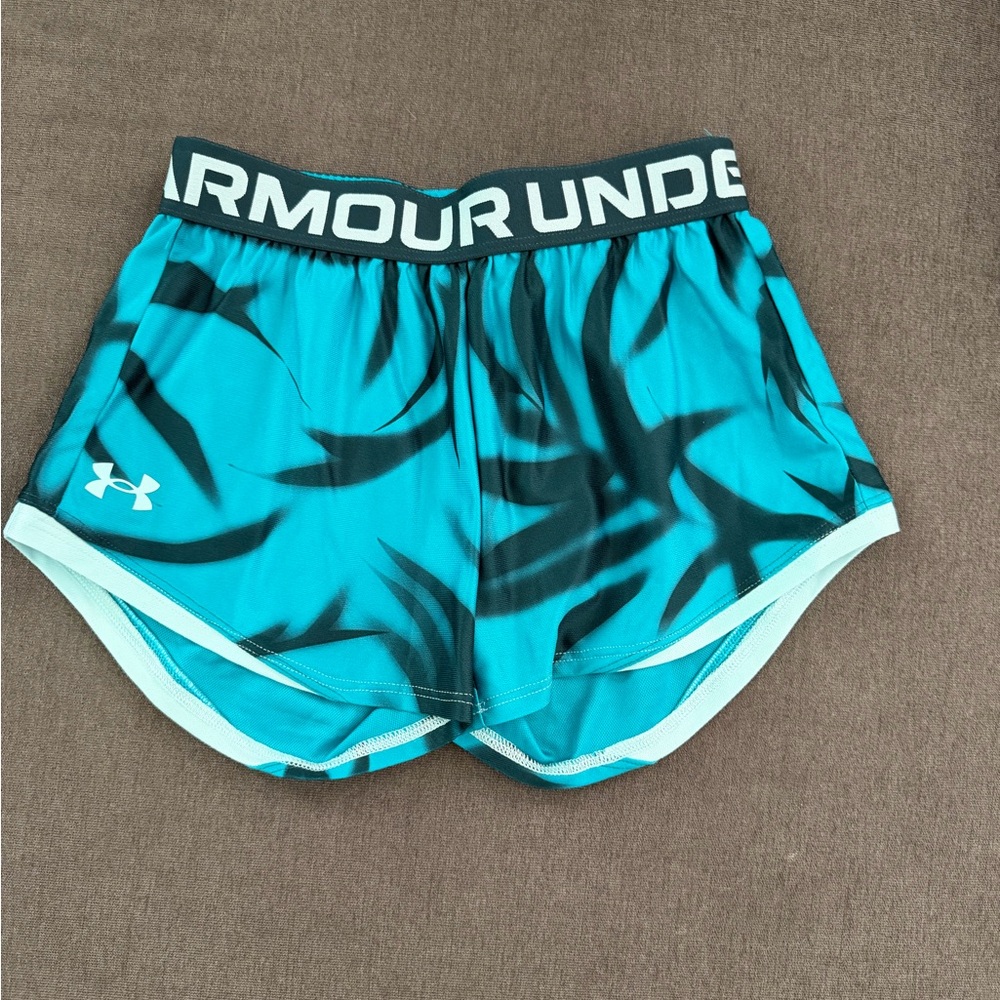 Under Armour Kids Tropical Blue Athletic Shorts. Size youth medium